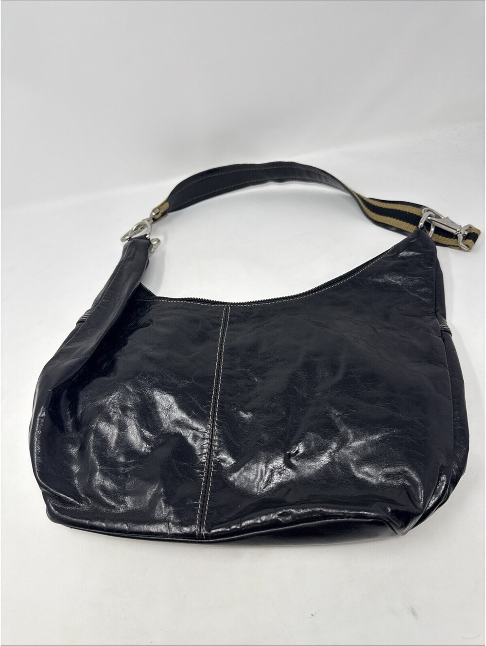 Reaction Kenneth Cole Black Shoulder Purse - Picture 2 of 4